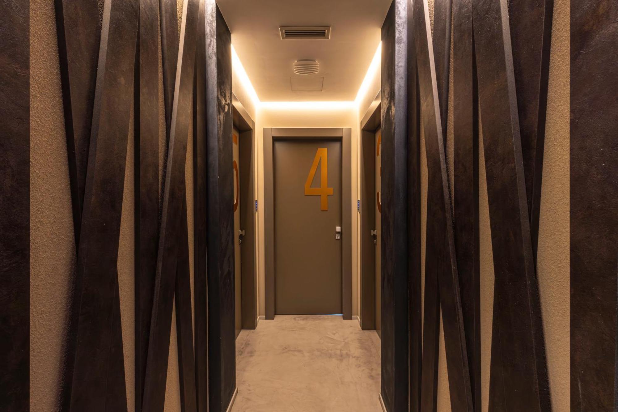 Bed and Breakfast Milestone (Adults Only) Куарту-Сант'Елена Екстер'єр фото